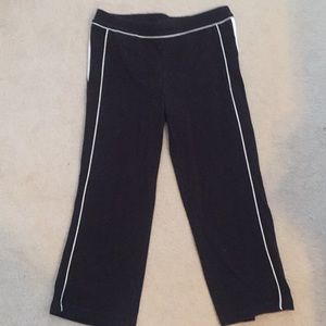 Danskin Capri workout pants